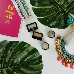 Bundle 4 eyeshadow Revlon and Maybelline